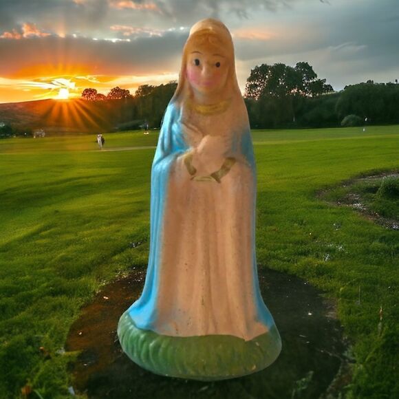 Vintage Ceramic Mary Nativity Replacement Figure Figurine Christmas Pottery - Picture 1 of 16